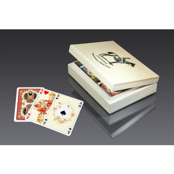 Karty lux w pudełku z logo Piatnika PIATNIK